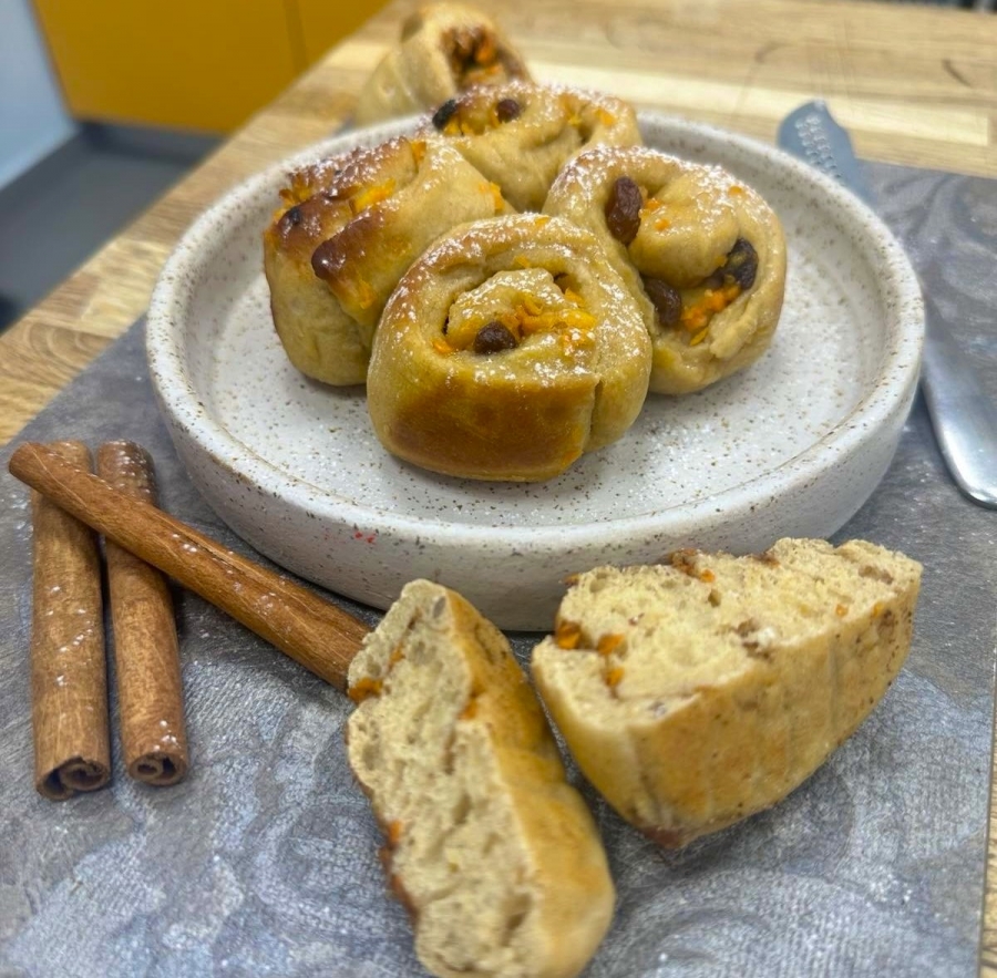 Carrot Cake Cinnamon Rolls | Kids Cooking Club
