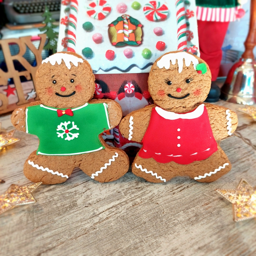 Gingerbread Cookies | Kids Cooking Club