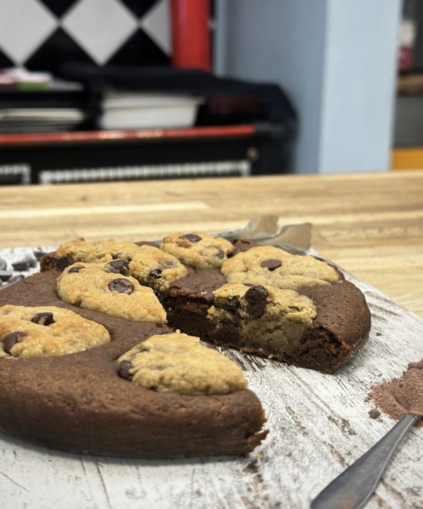 Brookies με σοκολάτα, γλυκοπατάτα & μπισκότα μπανάναΣ (χωρίς ζάχαρη)